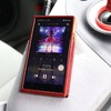 DAPにはAKのSP1000をチョイス。デジタルによるクリアでシャープな音質を引き出したくて光デジタル出力を利用する。