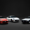 トヨタ GR86 特別仕様車 RZ“40th Anniversary Limited”（左）とAE86（右）