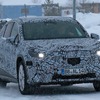 メルセデスベンツ EQC SUV プロトタイプ（スクープ写真）