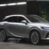 レクサス RX 新型のPHEV「RX450h+」（欧州仕様）