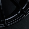マシニング文字で“FORGED”、“MADE IN JAPAN”、“AYS ENG”のロゴを彫刻