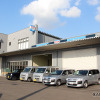 福岡県の地域部品商ランテル、サービス部門では整備工場のサポートとしてエーミングやフィルム施工を行う