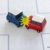 相手の車を壊してしまった時に必要な保険は？
