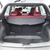 トヨタ カローラクロス HEV Premium Luxury。バックドアはパワー式
