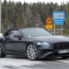 ベントレー コンチネンタルGTC PHEVのプロトタイプ（スクープ写真）