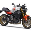 ヤマハ XSR900 ABS（ホワイトI）