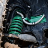 フロントに装着された4×4ダンパー グラベル2
