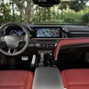 トヨタ カムリ 新型 (XSE)