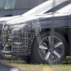 BMW iX 改良新型プロトタイプ（スクープ写真）