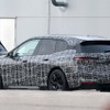 BMW iX 改良新型プロトタイプ（スクープ写真）