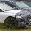 BMW iX 改良新型プロトタイプ（スクープ写真）
