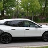 BMW iX 改良新型プロトタイプ（スクープ写真）