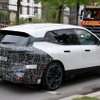 BMW iX 改良新型プロトタイプ（スクープ写真）
