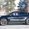 ポルシェ『マカンEV』の姿をしたアウディ 『Q8 e-tron』次期型プロトタイプと思われる車両（スクープ写真）