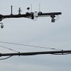 様々な周波数帯の電波に対応できるよう、実証実験の区間には一般区間で9本、トンネルで5本のアンテナ用の支柱を設置