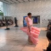 SAAYA/EXTRABOLDは、「SAAYA 2024コレクション」をテーマに、デジタル領域で起こるバグや破綻を3Dプリンティング技術で再構築したファッションを披露。