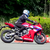 ホンダ CBR650R E-Clutch