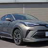 ショップの普段使いにも用いるプライベートカー兼デモカーのC-HR。取っつきやすい内蔵システムで構築されているのが特徴。