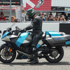 鈴鹿8耐でサプライズ走行をおこなったカワサキの「水素エンジンバイク」