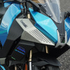 鈴鹿8耐でサプライズ走行をおこなったカワサキの「水素エンジンバイク」
