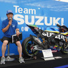 元8耐ライダーの北川圭一氏がスズキブースで今年の8耐の見どころを解説