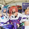 IRF with アズールレーンのレースクイーン。左から、尊みを感じて桜井さん、シスルさん、楪くれはさん（鈴鹿8耐2024）