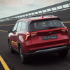 マヒンドラ XUV700