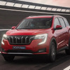 マヒンドラ XUV700