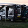 日産プリマスターをモバイルコンテンツ制作サポート車両にカスタマイズ