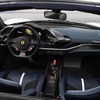 フェラーリ488ピスタ・スパイダー（同型車）