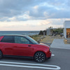 Honda e。山口西部、響灘の海岸段丘上にある喫茶店、ゼロカフェにて。