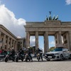 BMWの電動スクーター『CE 04』と『CE 02』が独ベルリンマラソンの先導車として活躍