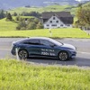 VWのEVセダン『ID.7』が1回の充電で794km走行