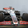 昨年のマシンにカラーリングを施したモデルを展示