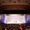 【新聞ウォッチ】日産株主総会、ゴーン社長との「懇談会」中止に不満も