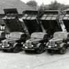 西武鉄道所沢車両工場：砂利輸送のダンプトラックを架装。シャシーは日野（1958年）