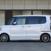 サステックプロZT40　N-BOXカスタム装着例（最下部：フロント 50mmダウン / リア 60mmダウン）