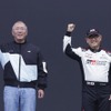 ヒョンデモーターグループの鄭義宣会長（左）とトヨタの豊田章男会長（右）