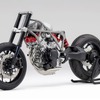 ホンダの電動過給機付きV型3気筒エンジンを搭載するコンセプトバイク