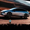 XPENG（シャオペン、小鵬汽車）の世界初のAI定義自動車『P7＋』