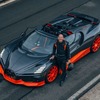 ブガッティ『W16ミストラル』が453.91km/hを計測してオープンカー最高速世界記録を更新