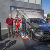 BMW『M5』新型が「Mアワード」としてMotoGP予選最速ライダーのバニャイア選手に授与