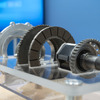 メルセデスベンツが開発を進めるEV向けの「インドライブブレーキ（IN-DRIVE BRAKE）」