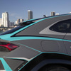 米マイアミ文化に着想を得てカスタマイされたランボルギーニ『ウルスSE』