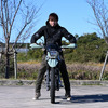 カワサキ KLX230シェルパは足つき性もバッチリ