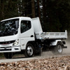 平ボデーからバン/ウイング、冷凍バン、ゴミ収集車、ダンプなど幅広く架装にも対応する