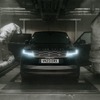 JLRが自動ロボット「ルディ」を導入しマイナス40度でドア開閉の耐久性テスト