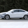 メルセデスベンツ CLA  次期型、ICE搭載仕様のプロトタイプ