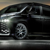 MID EXCLUSIVE 027F×TOYOTA VOXY