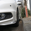 サイドカメラがあると安心してギリギリまで近づいて駐車できる